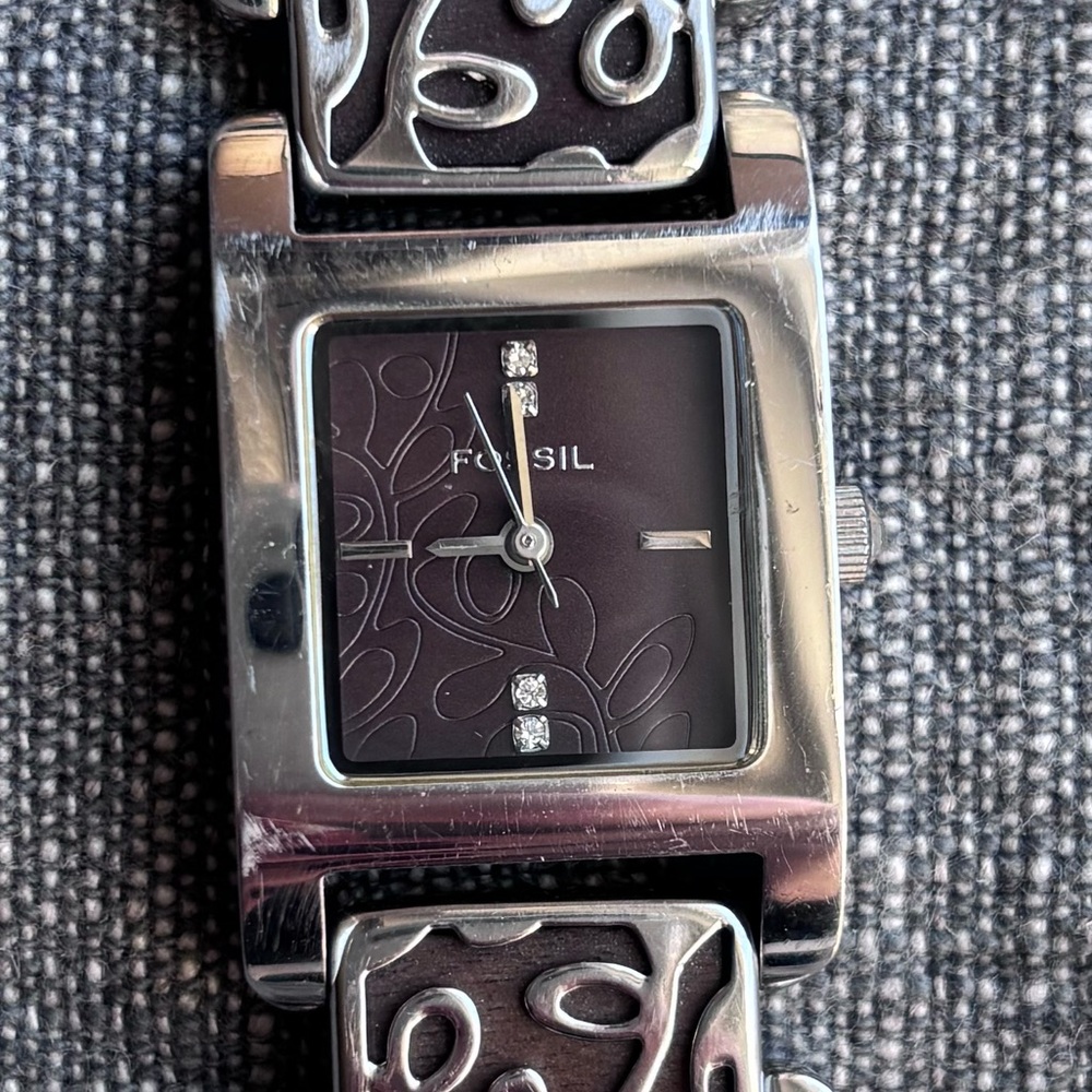 Fossil Ladies Wristwatch ES-2054 WORKS!